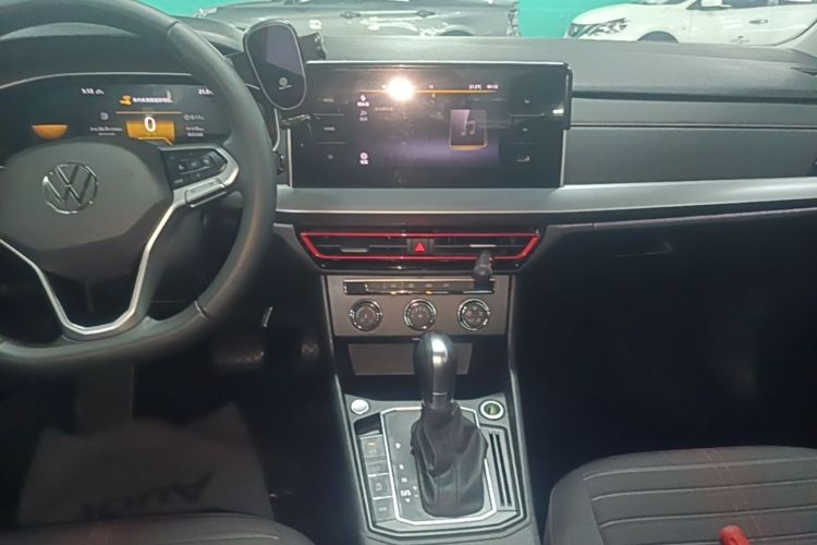 Volkswagen Lavida 2022 car image #17