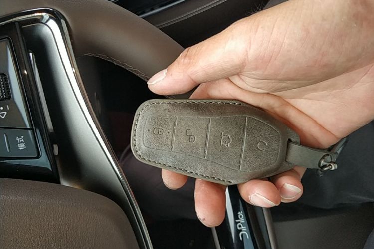 BYD Han 2023 car image #14