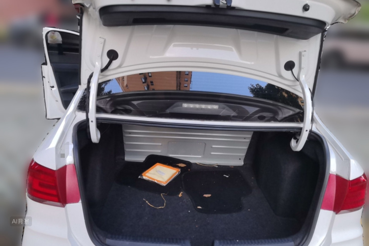 Volkswagen Santana 2017 car image #21