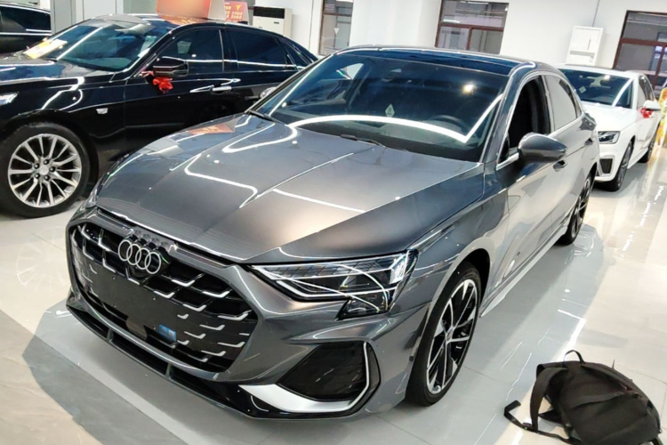 Audi A3 2025 car image #2