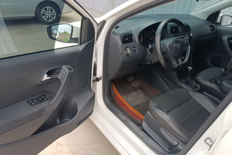 Volkswagen Polo 2018 #16 Volkswagen Polo 2018 car image #16
