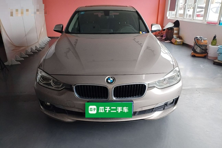 BMW 3 Series 2017 #3 BMW 3 Series 2017 car image #3