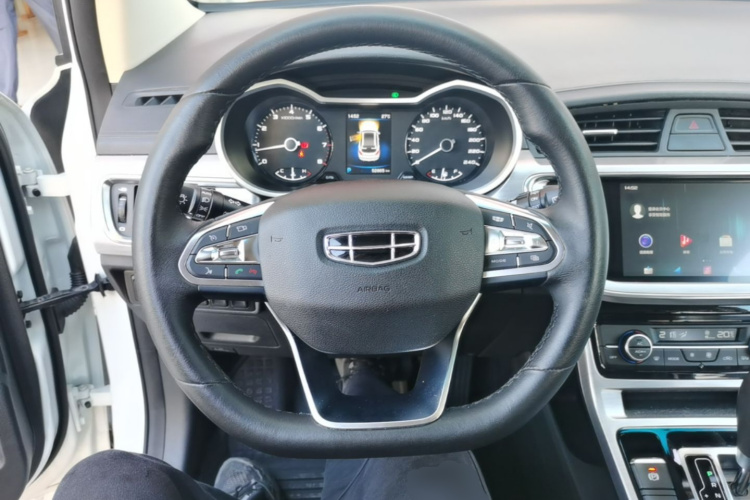 GEELY Emgrand GS 2019 صورة سيارة #11
