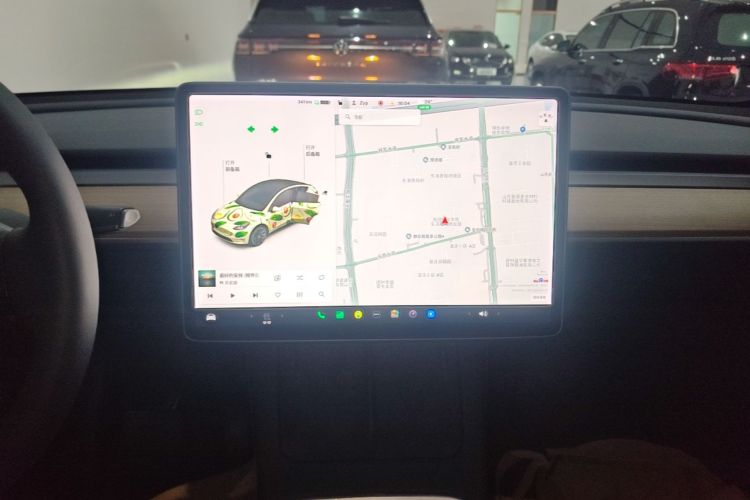 Tesla Model Y 2021 #13 Tesla Model Y 2021 car image #13