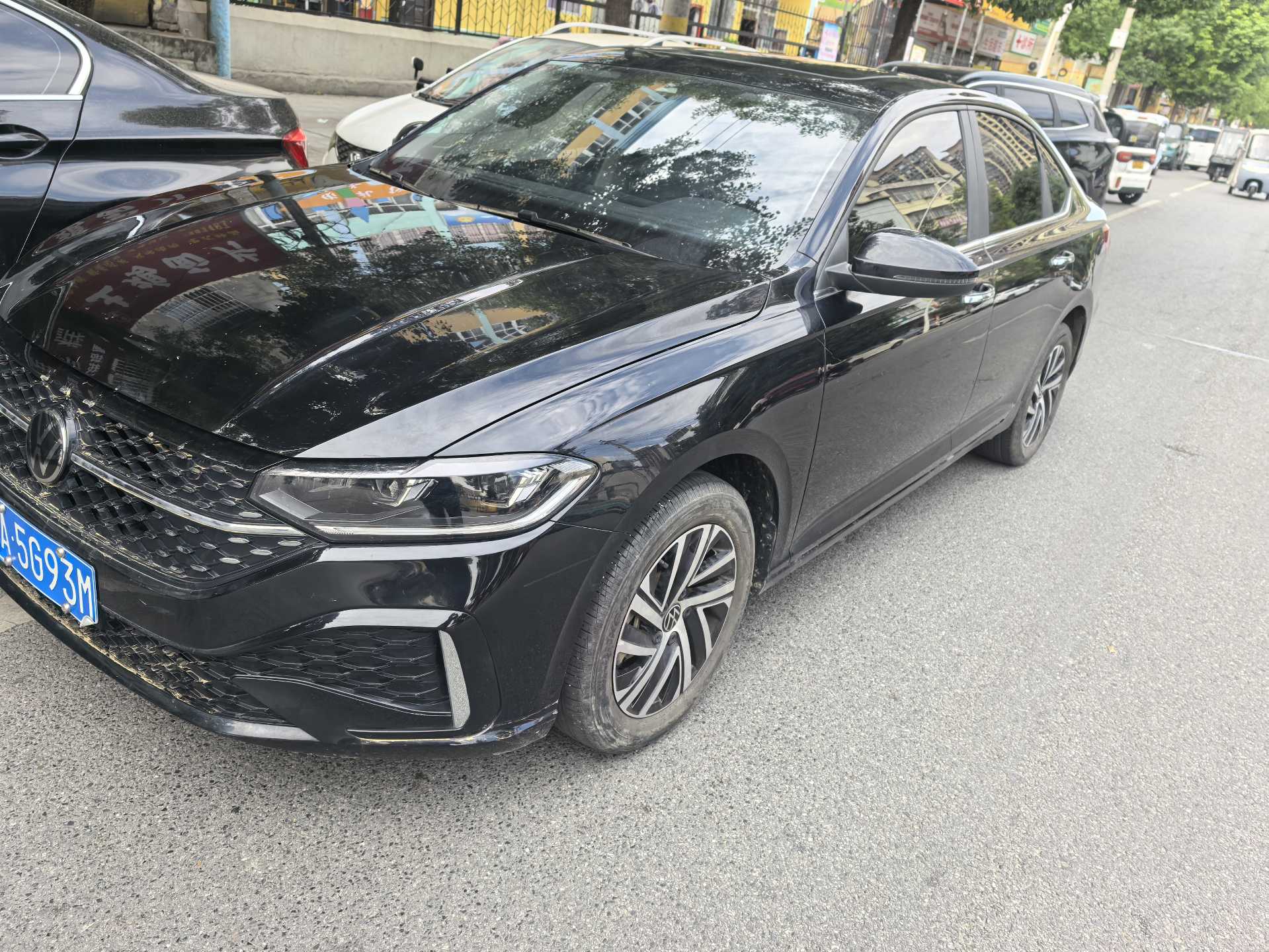 Volkswagen Lavida 2025 imagen de coche #6