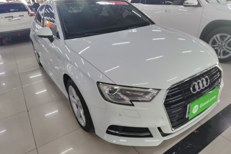 Audi A3 2017 car image #6