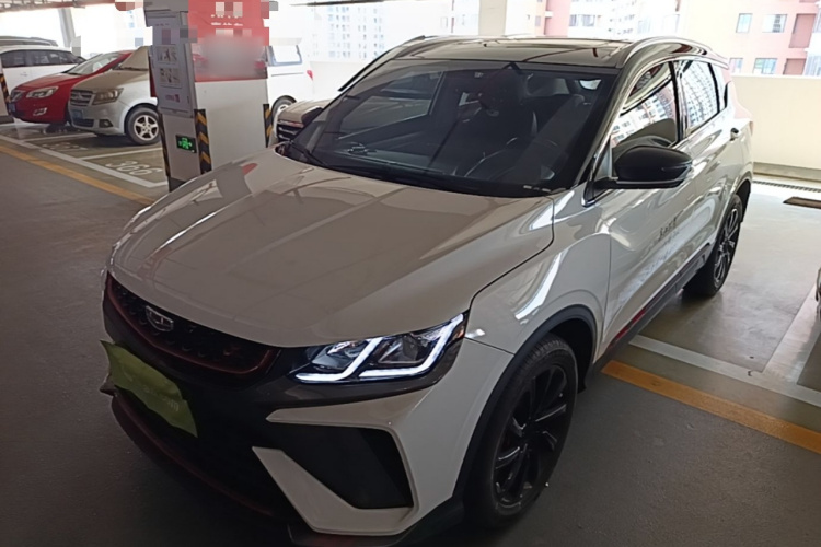 GEELY Coolray 2023 изображение автомобиля #2