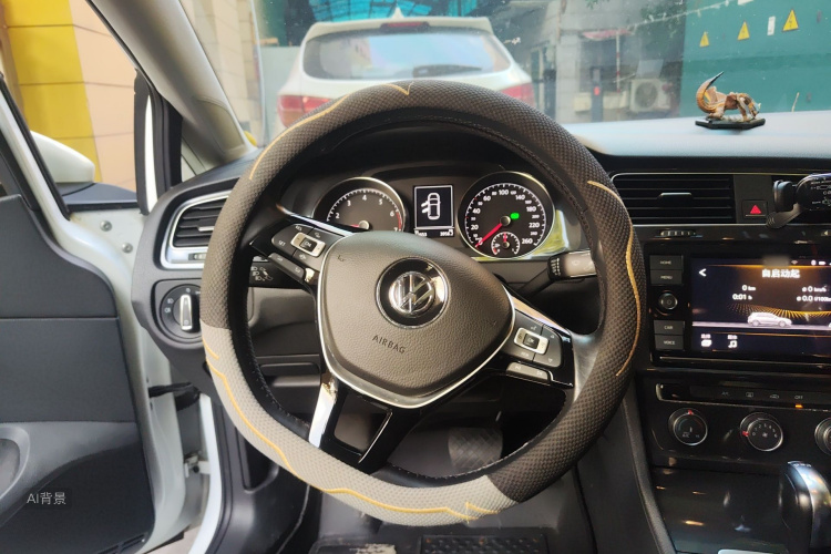 Volkswagen Golf 2019 imagem de carro #12