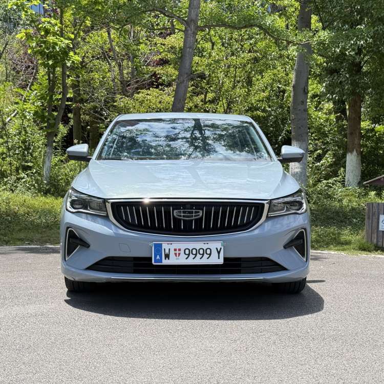 GEELY Emgrand 2023 car image #2
