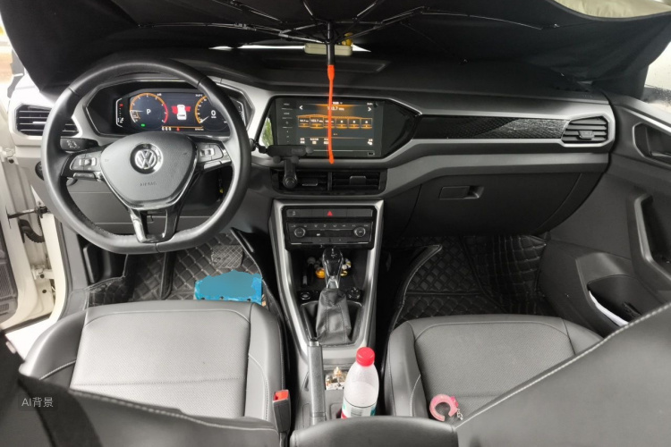 Volkswagen T-Cross 2019 #11 Volkswagen T-Cross 2019 car image #11