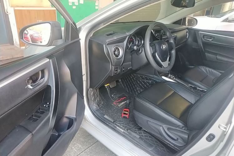 Toyota Corolla 2019 #16 Toyota Corolla 2019 car image #16