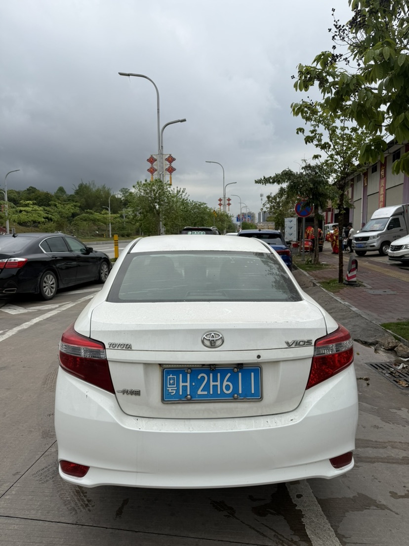Toyota Vios 2015 imagen de coche #8