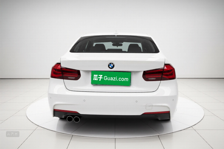 BMW 3 Series 2018 #6 BMW 3 Series 2018 car image #6