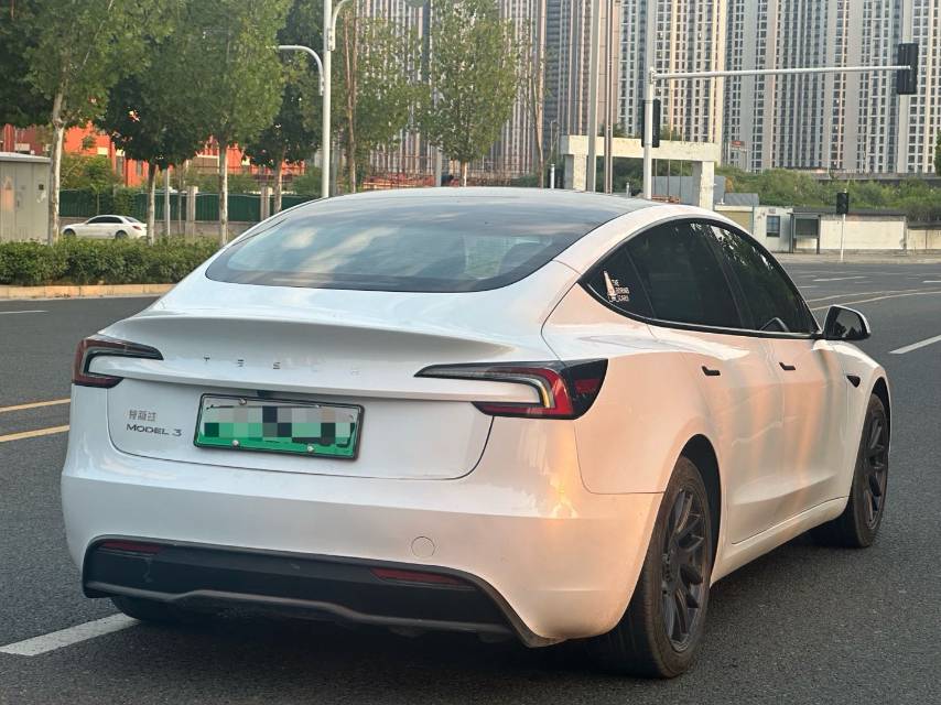 Tesla Model 3 2025 #10 Tesla Model 3 2025 car image #10