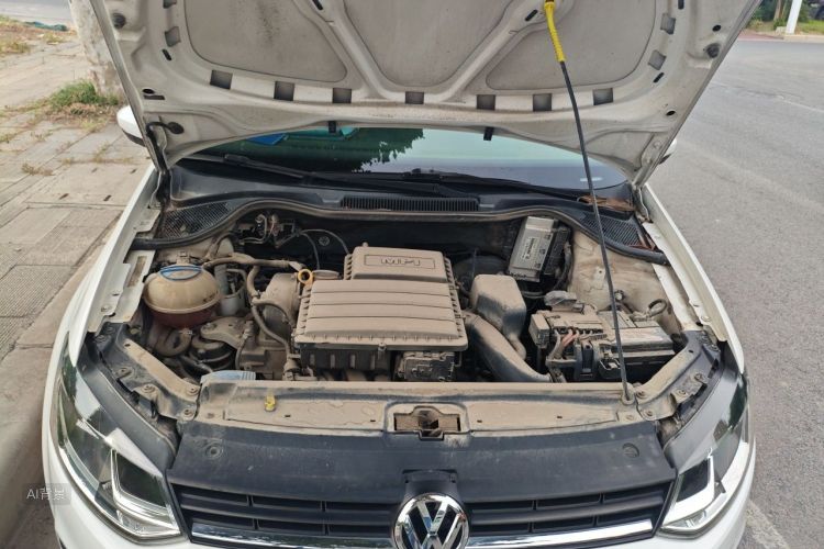 Volkswagen Polo 2015 #22 Volkswagen Polo 2015 car image #22
