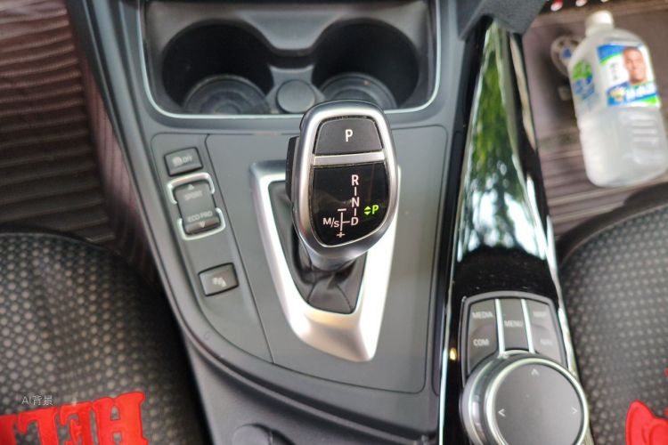 BMW 3 Series 2018 #16 BMW 3 Series 2018 car image #16