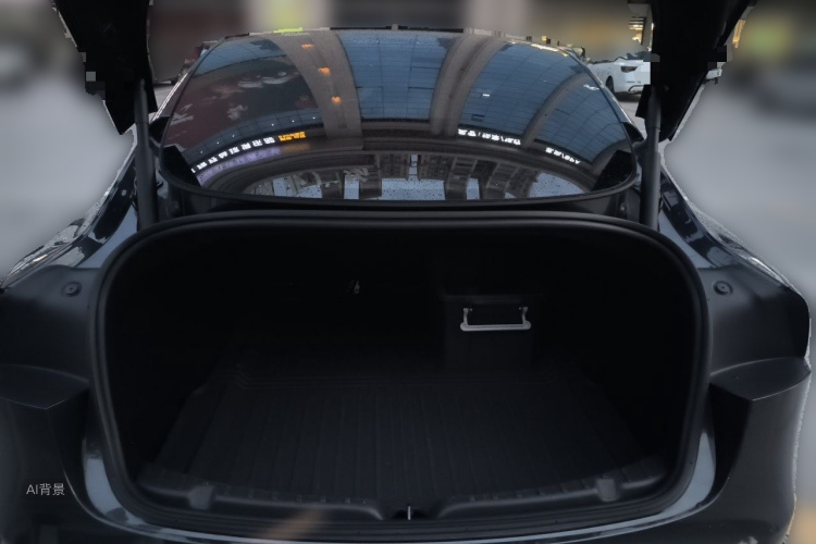 Tesla Model 3 2024 car image #21