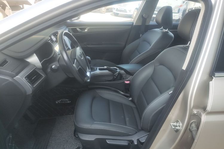 GEELY Emgrand GL 2018 #19 GEELY Emgrand GL 2018 immagine di auto #19