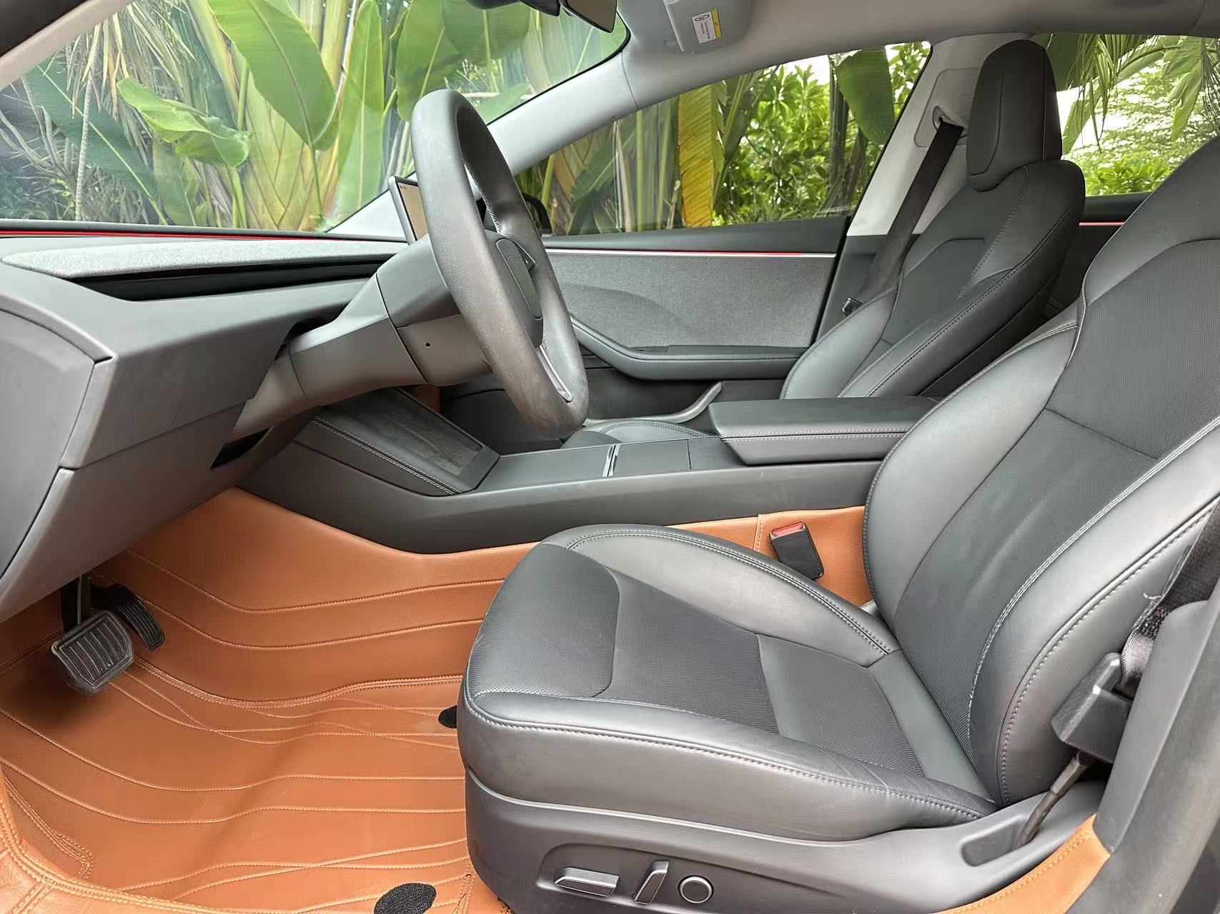 Tesla Model 3 2024 car image #6