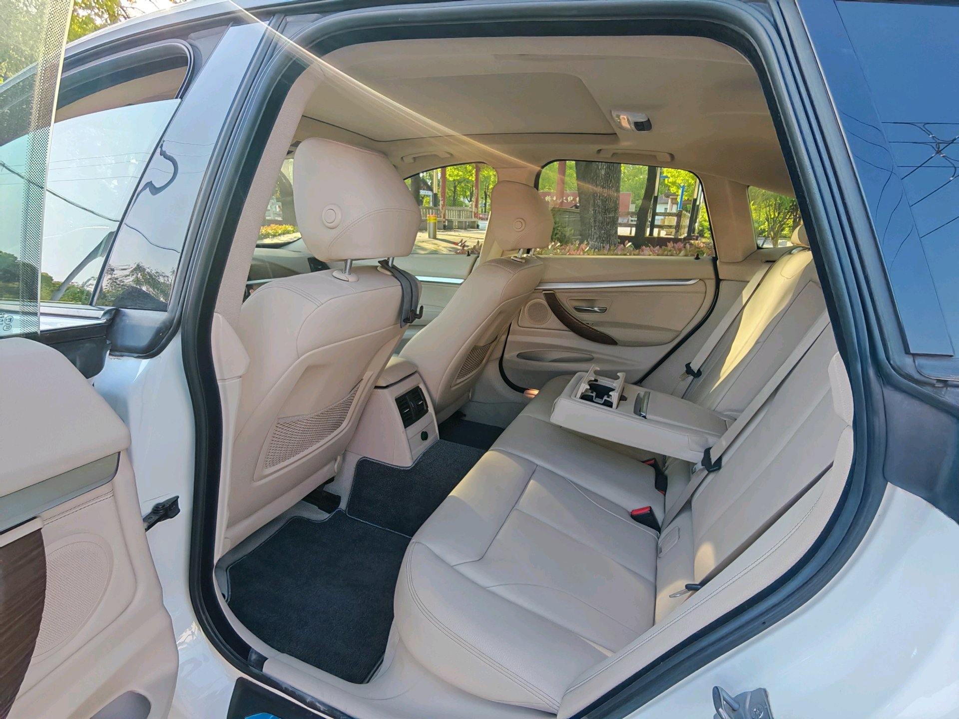 BMW 3 Series GT 2014 car image #4