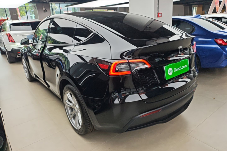 Tesla Model Y 2022 #7 Tesla Model Y 2022 immagine di auto #7