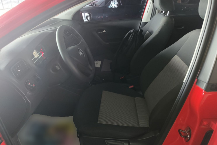 Volkswagen Polo 2016 immagine di auto #19