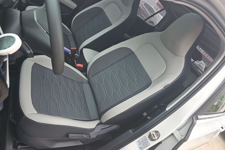 Volkswagen Tharu 2025 car image #15