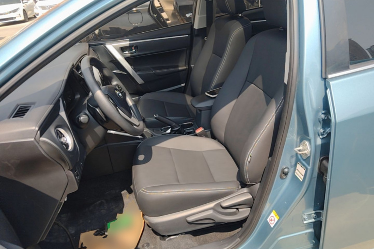 Toyota Corolla 2018 car image #19
