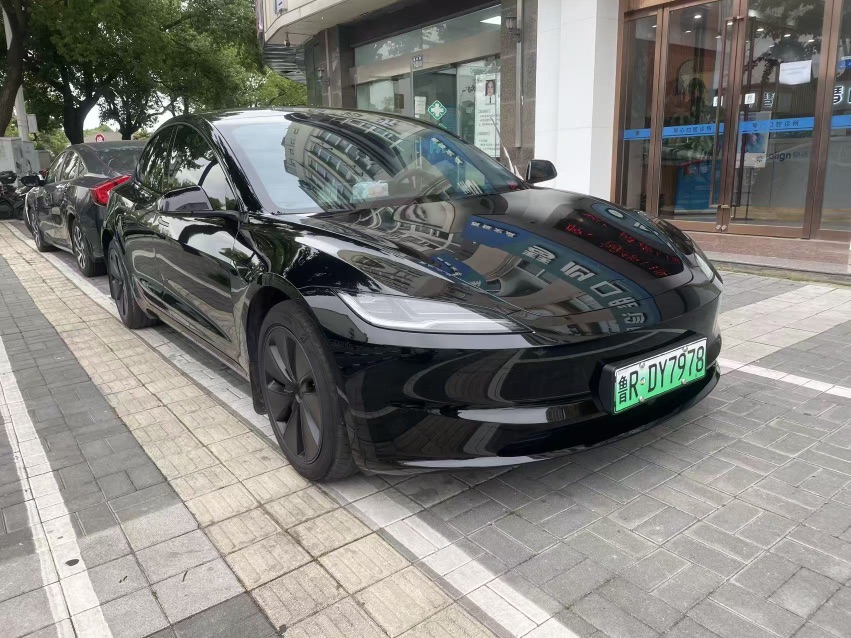 Tesla Model 3 2025 Tesla Model 3 2025 car image