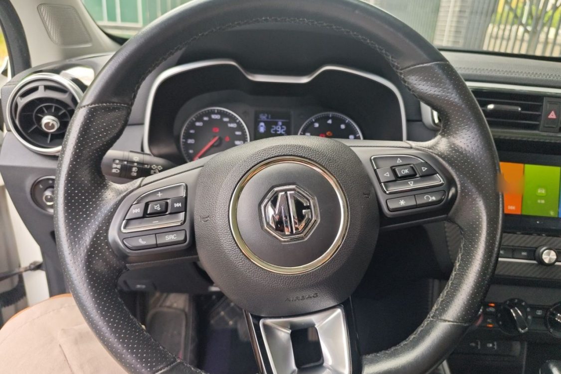 MG ZS 2017 #24 MG ZS 2017 car image #24