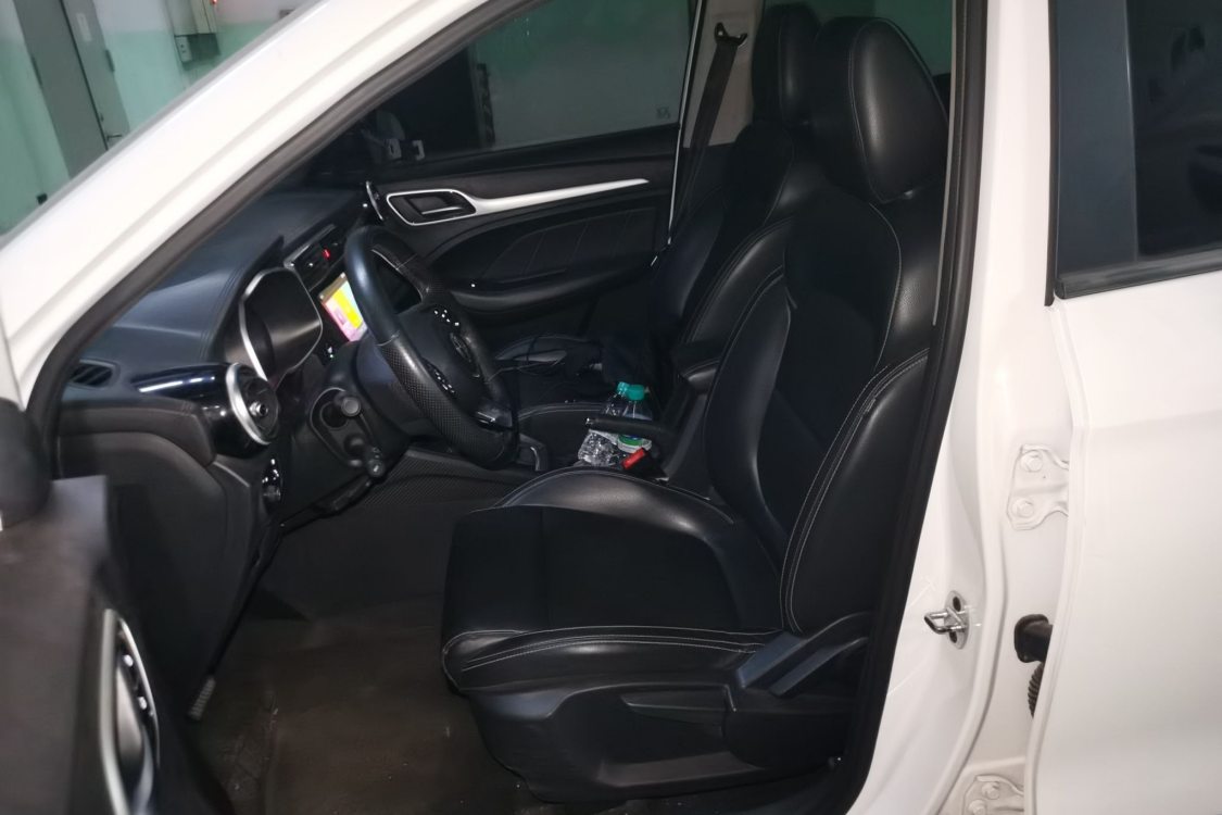 MG ZS 2017 car image #18