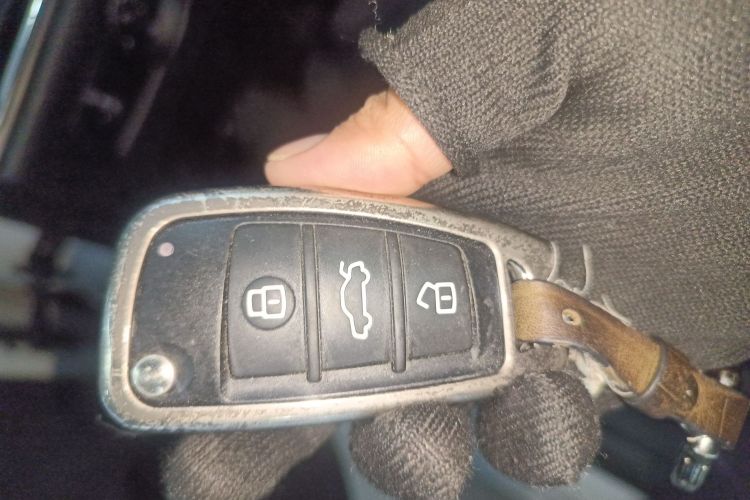 奇瑞 艾瑞泽5 2016 汽车图片 #9