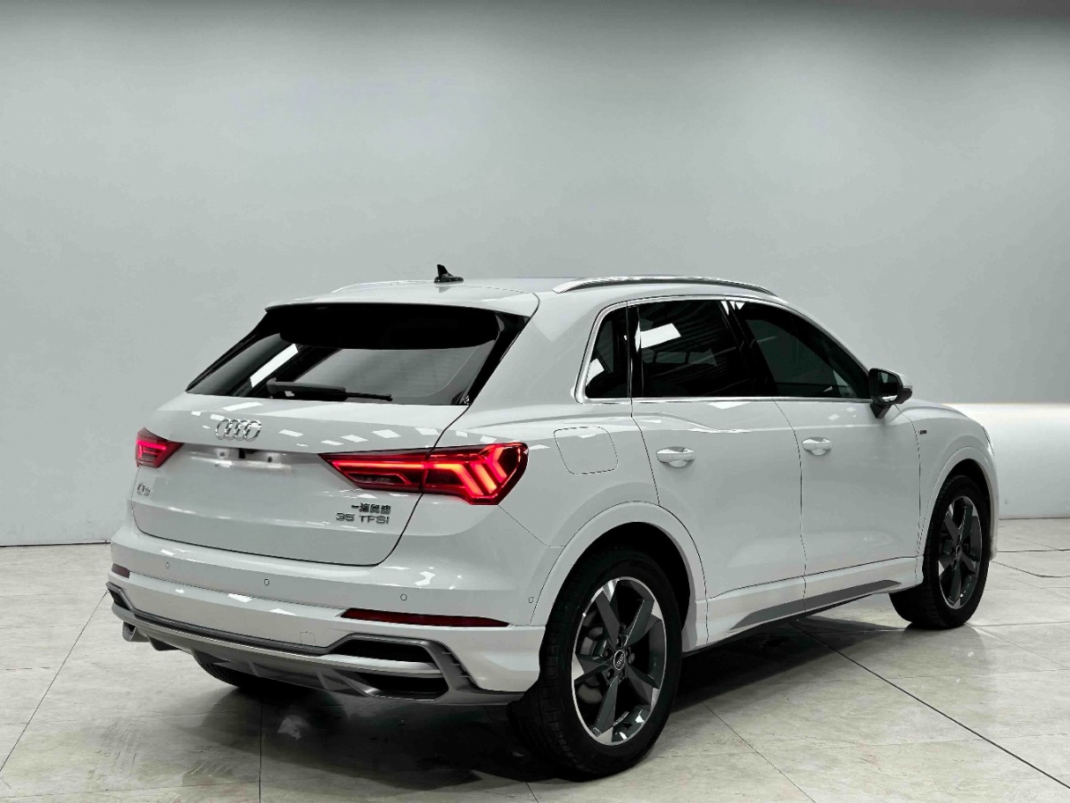 Audi Q3 2022 #6 Audi Q3 2022 car image #6