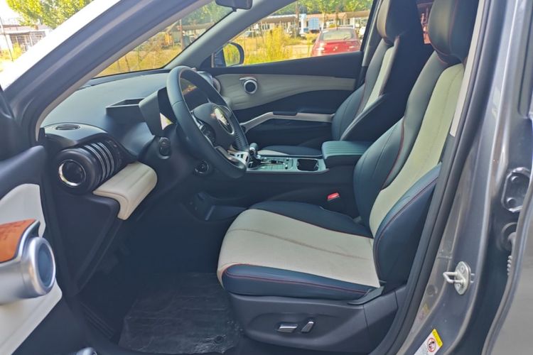 BYD Yuan Plus 2023 immagine di auto #15
