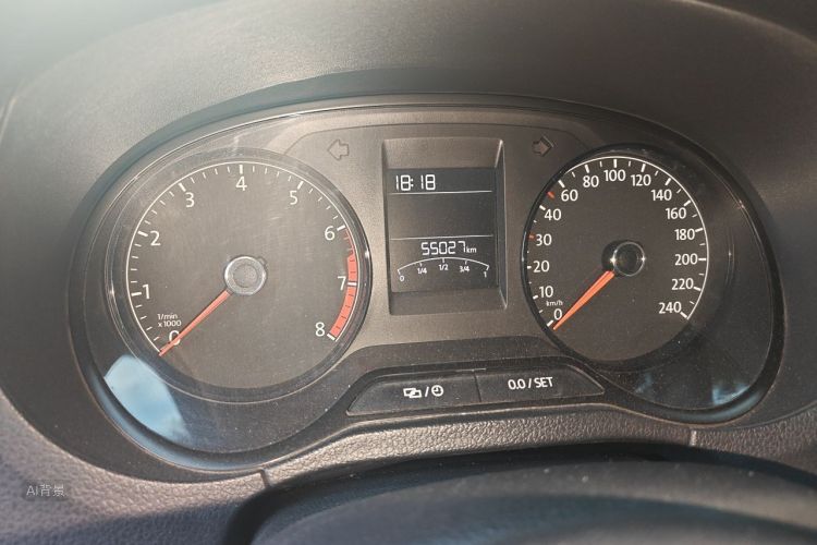Volkswagen Polo 2016 car image #14