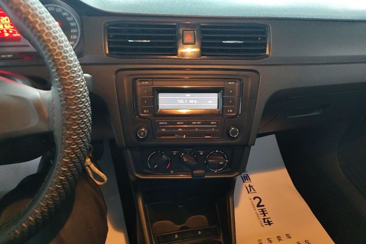 Volkswagen Santana 2019 #13 Volkswagen Santana 2019 car image #13