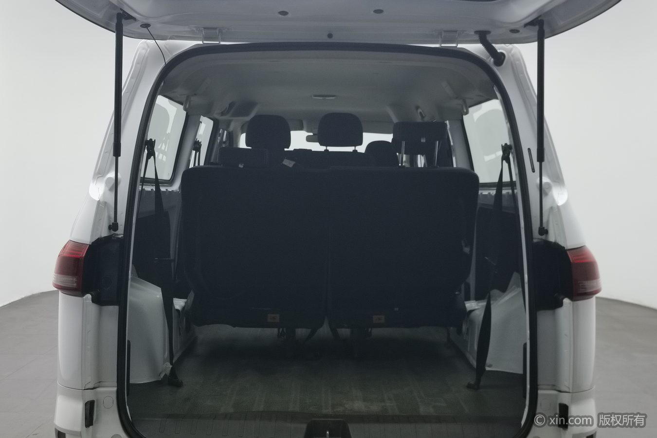 Beijing 2024 car image #17