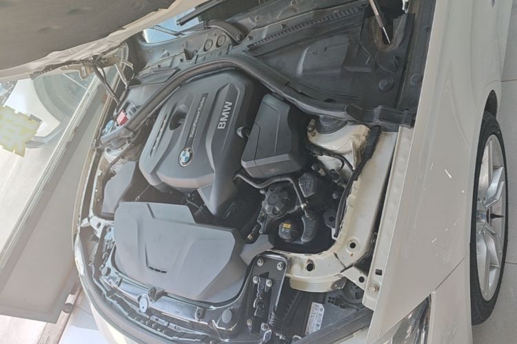 BMW 3 Series 2017 #20 BMW 3 Series 2017 car image #20