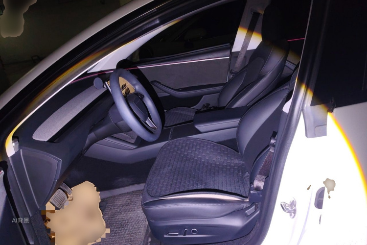 Tesla Model 3 2023 car image #17