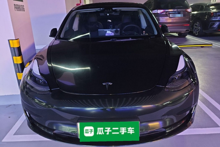Tesla Model 3 2023 car image #3