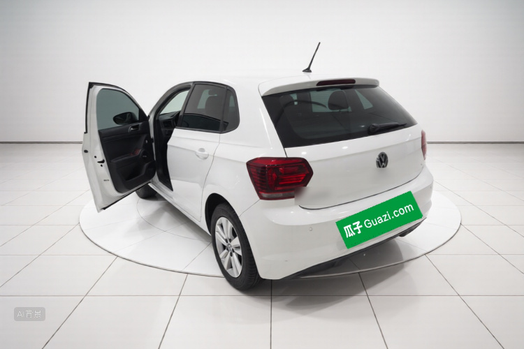 Volkswagen Polo 2023 car image #5