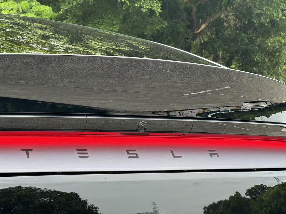 Tesla Model Y 2026 #12 Tesla Model Y 2026 car image #12