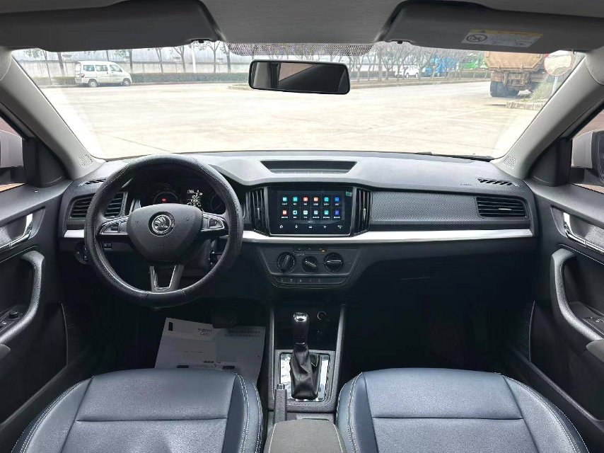 Skoda Kamiq 2024 immagine di auto #6