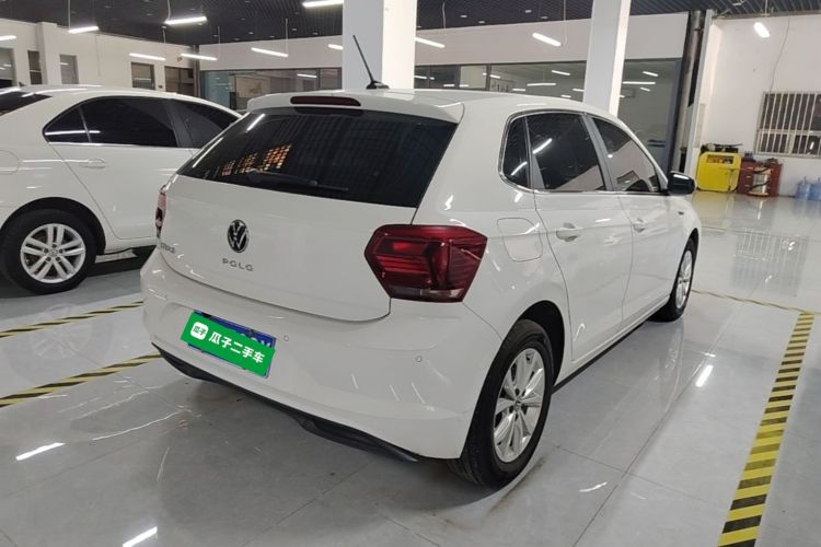 Volkswagen Polo 2022 car image #7