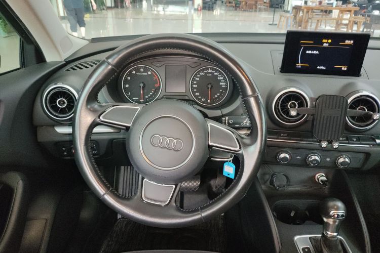 Audi A3 2017 car image #15