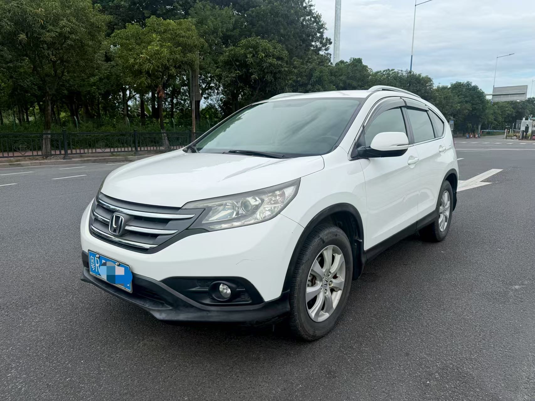 Honda CR-V 2014 car image #2