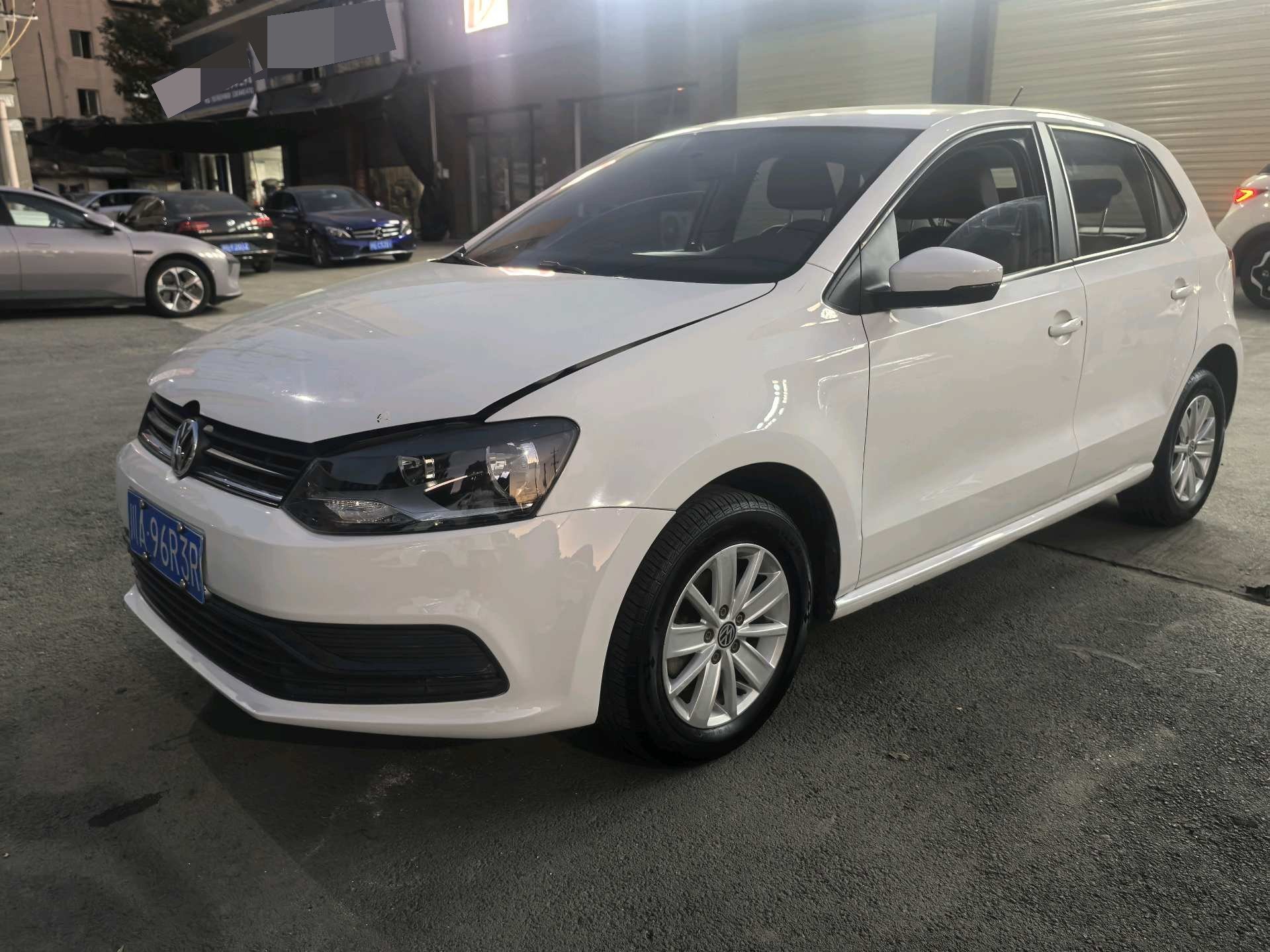 Volkswagen Polo 2017 Volkswagen Polo 2017 car image