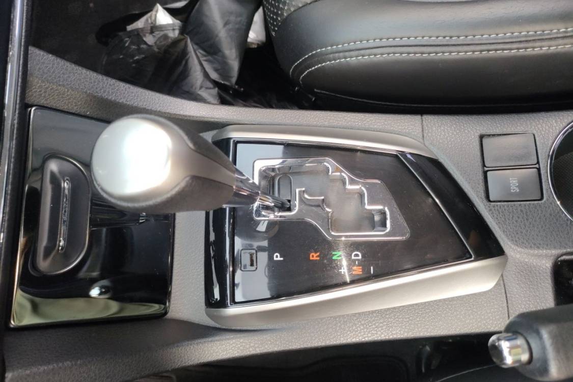 Toyota Corolla 2015 car image #27