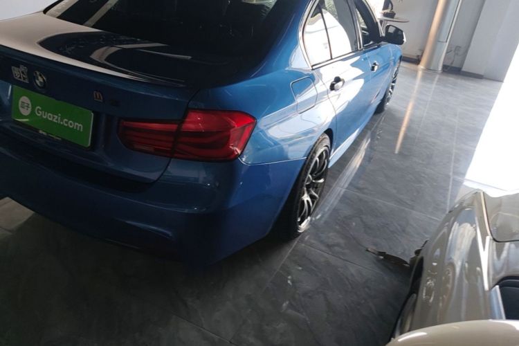 BMW 3 Series 2017 car image #8