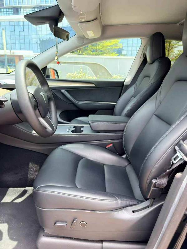 Tesla Model Y 2022 #6 Tesla Model Y 2022 car image #6